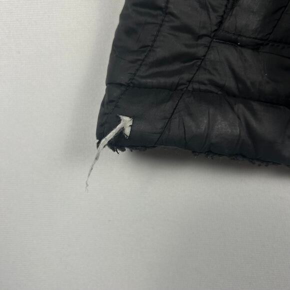 The North Face Black Sherpa Lined Puffer Jacket - Picture 7 of 8